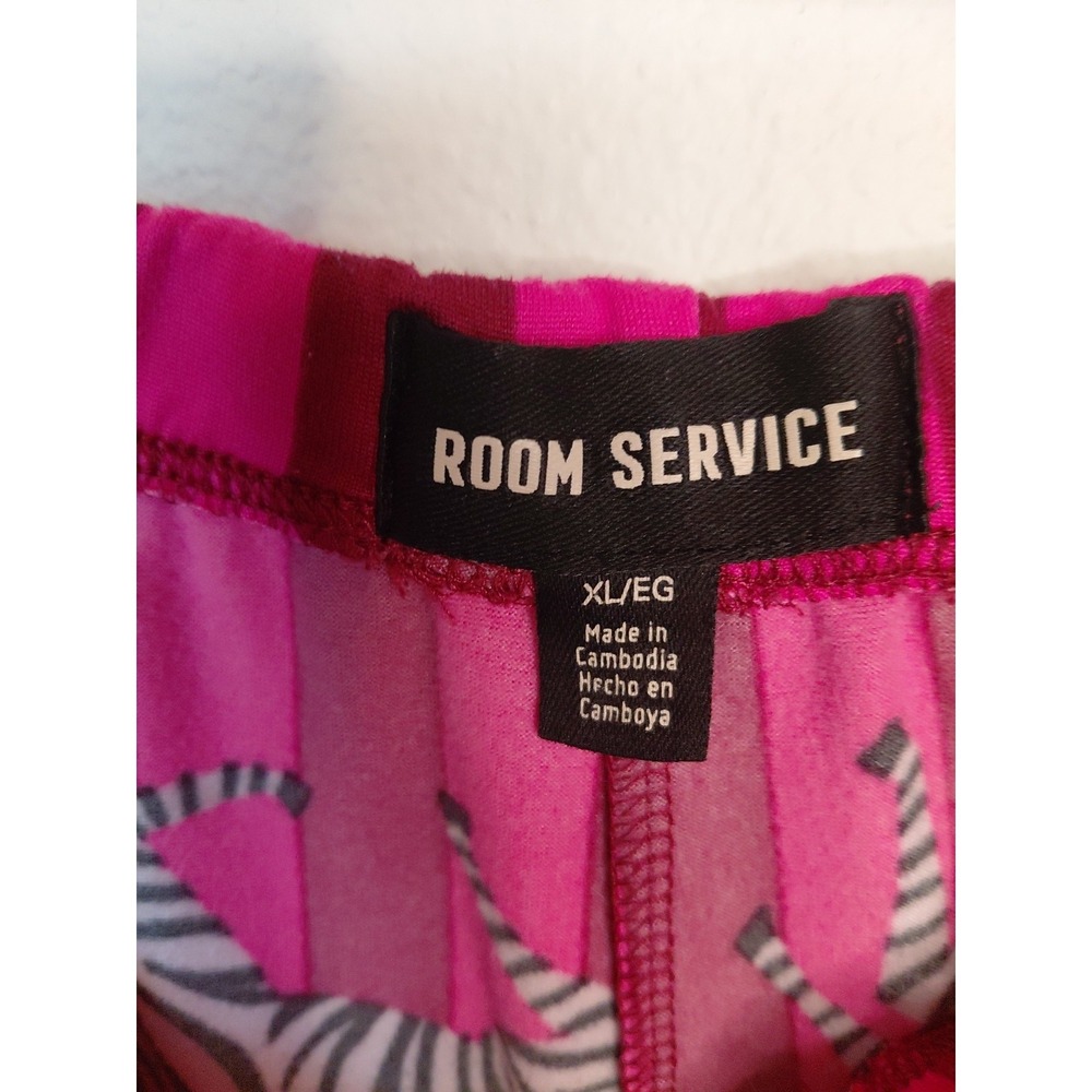Room Service Zebra Pajama Set XL Pink Lounge Soft Sleepwear Shawl Collar - Picture 5 of 9